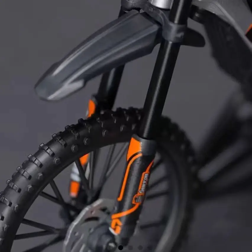 Sur-Ron Toy Finger Bike - Image 4
