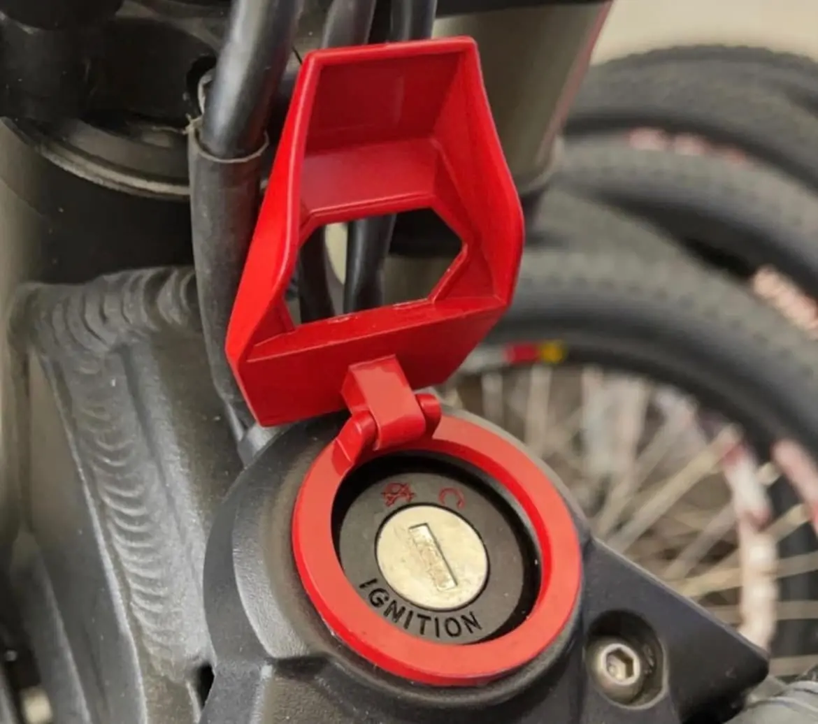 SurRonshop Ignition Cover - Image 2