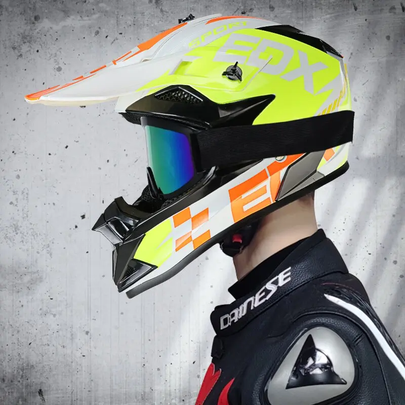 SurRonshop Motocross Helmet - Image 18
