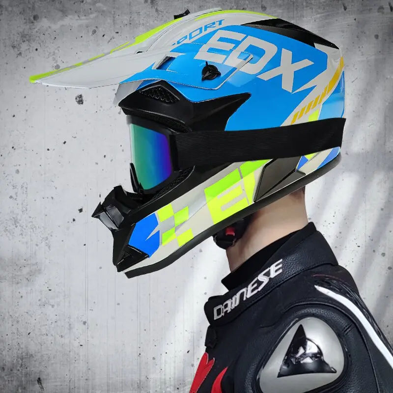 SurRonshop Motocross Helmet - Image 22
