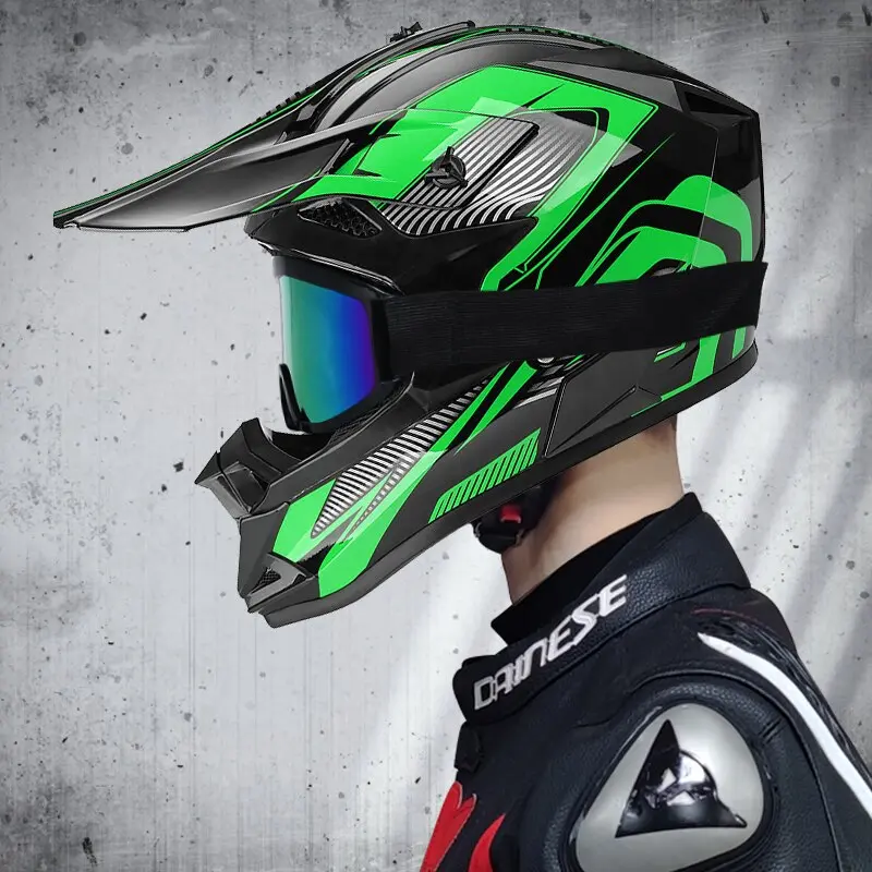 SurRonshop Motocross Helmet - Image 23