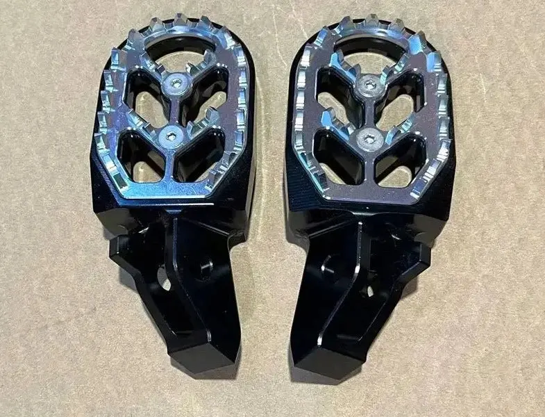 Ultra Bee Reinforced Foot Pegs - Image 10
